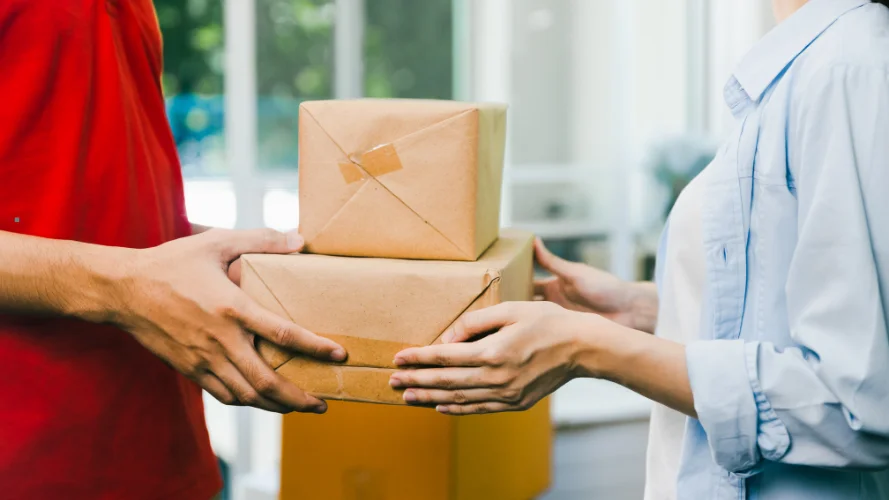 How to Send a Parcel Abroad - A Practical Guide to International Parcel Services
