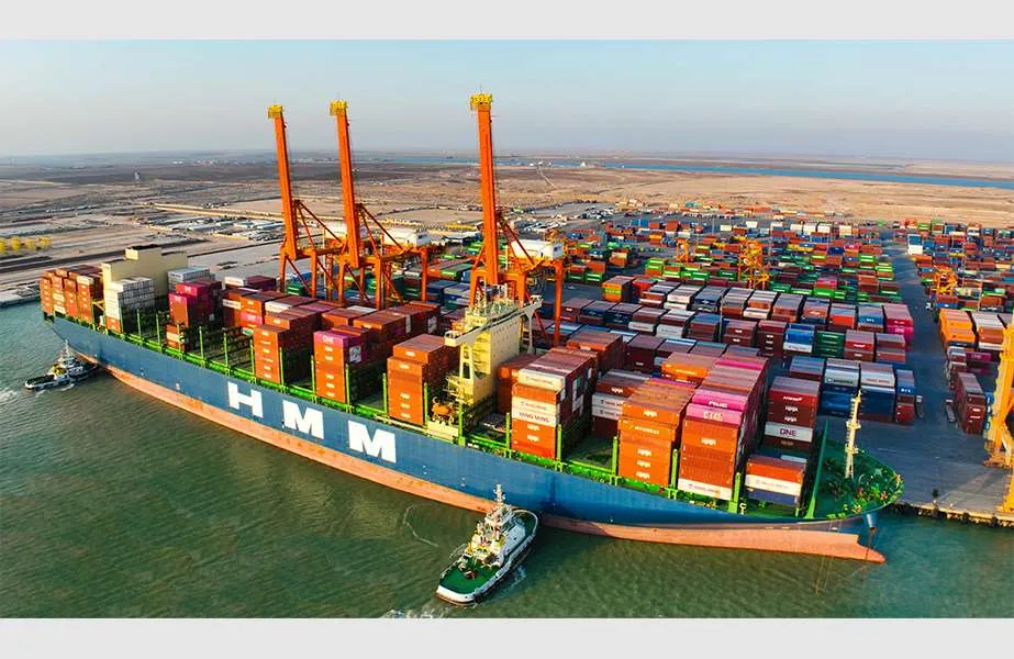 Interview: A Sea Freight Captain Speaks on the World Wide Courier Service